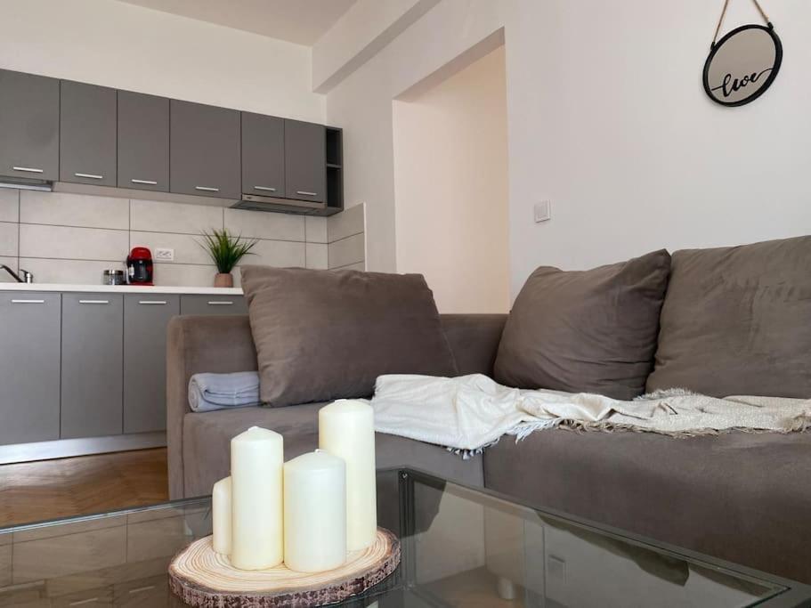 2 Bedroom Apartment With Terrace In City Center Bucareste Exterior foto